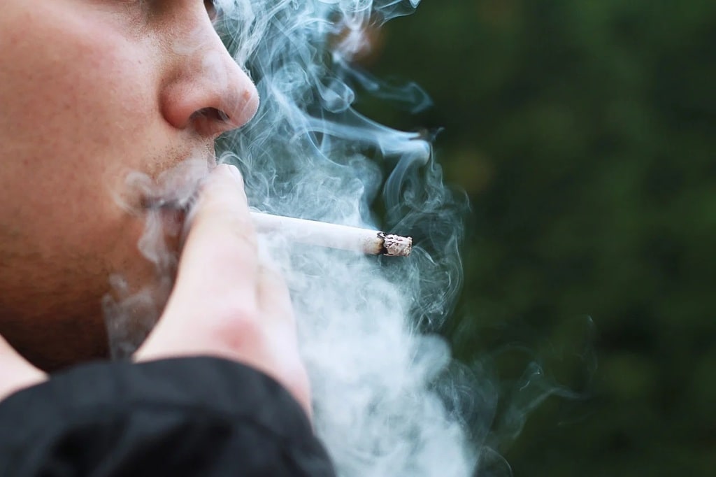 Comment choisir un étui à cigarettes adapté à vos besoins ?